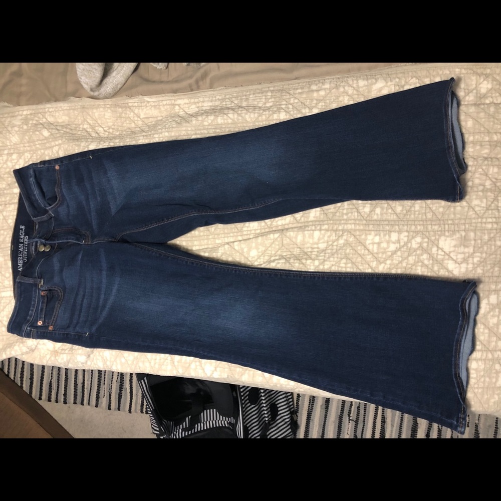 American eagle size 14 short artist flare jeans